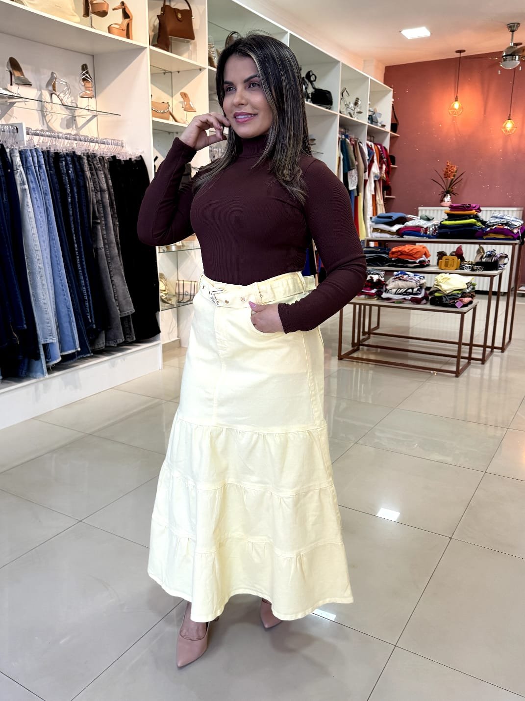 Saia Midi Larissa – Amarela com Cinto TAM 44 - Imagem 4
