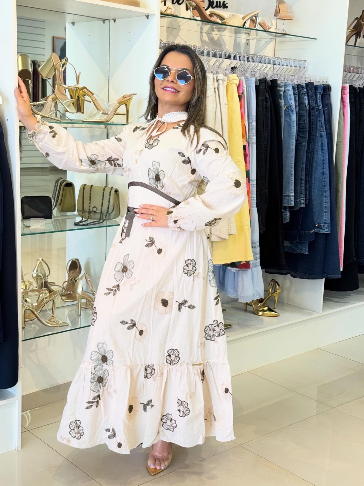 VESTIDO LONGO NO LAISE COM CINTO DE FITA